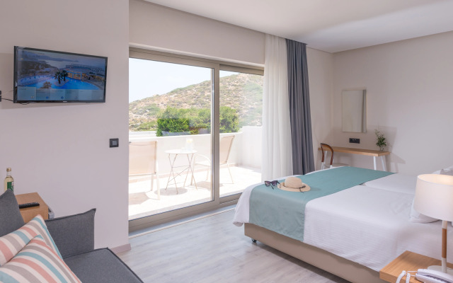 Athina Palace Resort & Spa