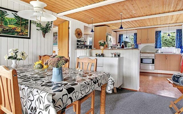 6 Person Holiday Home in Hadsund