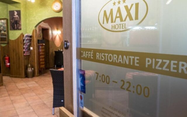 Hotel Maxi