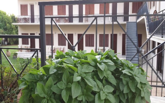 Avaton Hotel