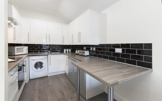 Citadel Apartments Aldgate