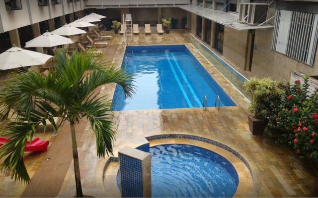 Malibu Palace Hotel