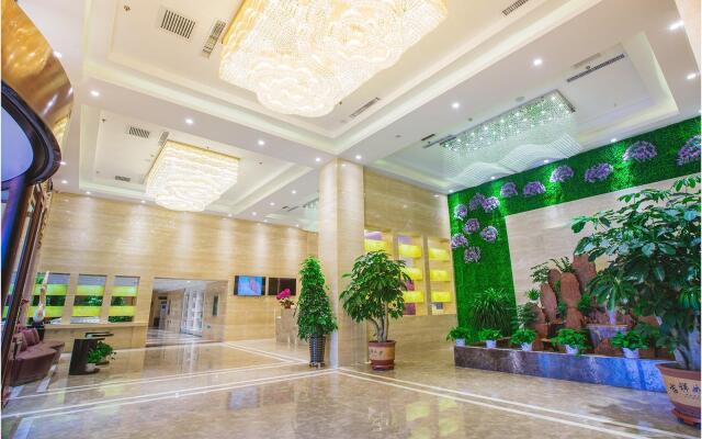 Lavande Hotel Chengde Mountain Resort