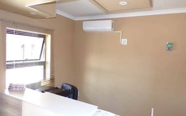 Joy Guesthouse-Seapoint - Adults Only
