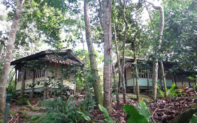 Lusia's Lagoon Chalets