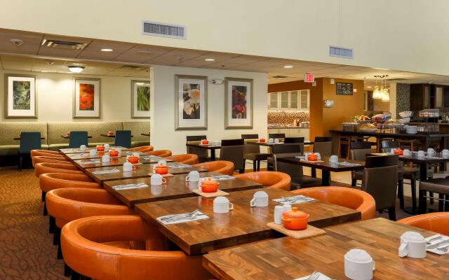 Hilton Garden Inn Dallas/Market Center