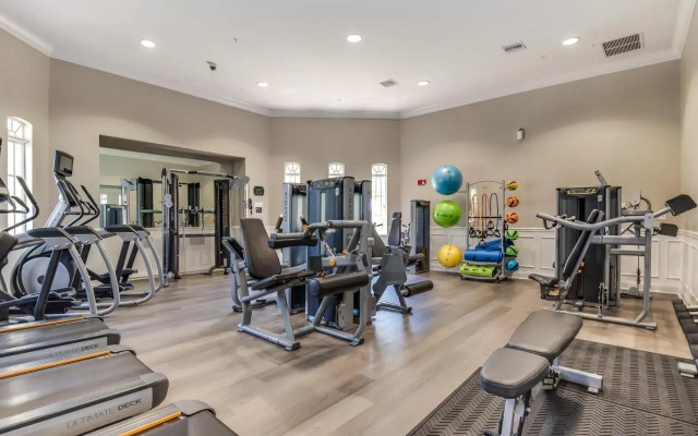 4024 Breakview Drive #303