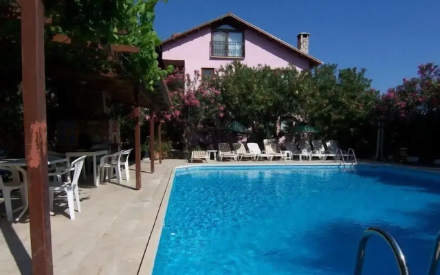 Villa Poseidon Apartments