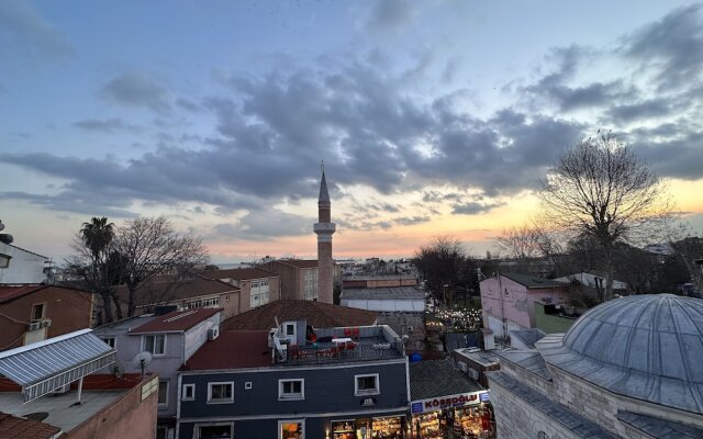 Asparagus Hotel Suits Old City