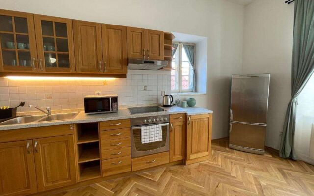 White Swan Boutique Apartments