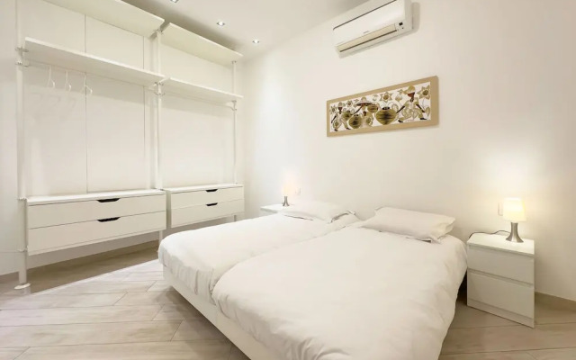 2A Tony Allard in Cannes