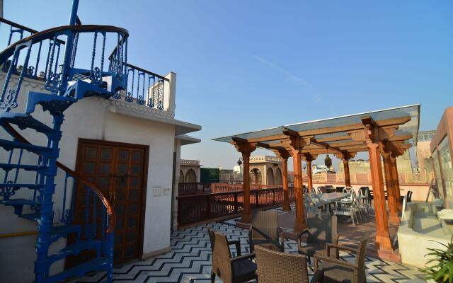 Haveli Dharampura & Golden Haveli- UNESCO awarded Boutique Heritage Hotel