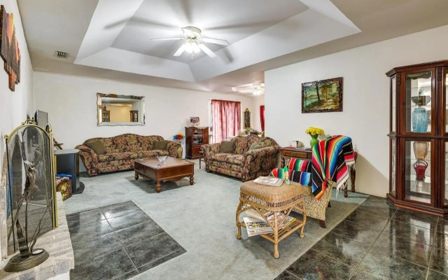 Screened Porch: Remote Harlingen House!