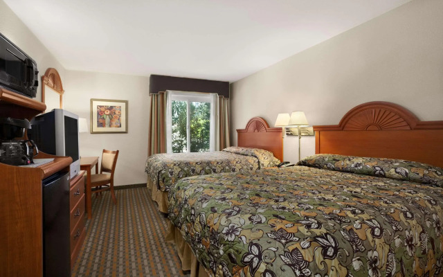 Hotel Vinea, a Travelodge by Wyndham