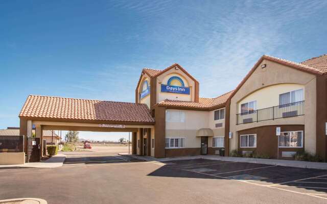 Days Inn by Wyndham Phoenix North