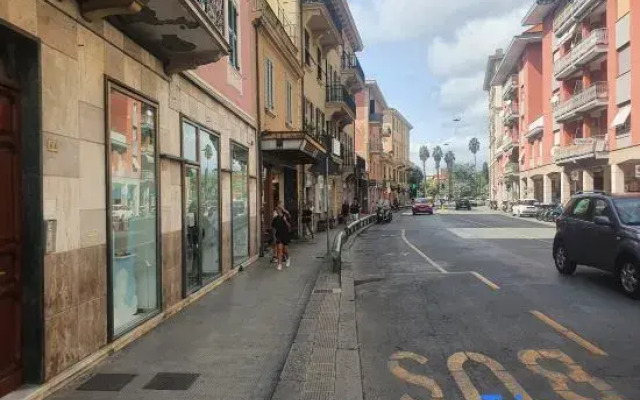 Sestri Viale Roma 15 Superior