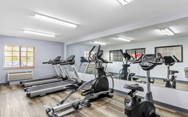 Suburban Studios Clarksville-Louisville North