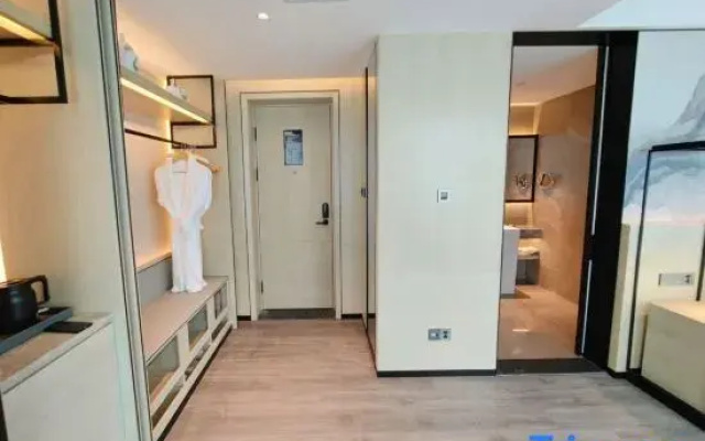Yun He Ye Bo Hotel (Lanzhouxi Railway Station Zhongtianjian Square)