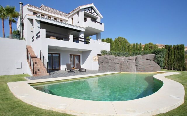 Villa Sofía Golf 15 Min From Puerto Banús