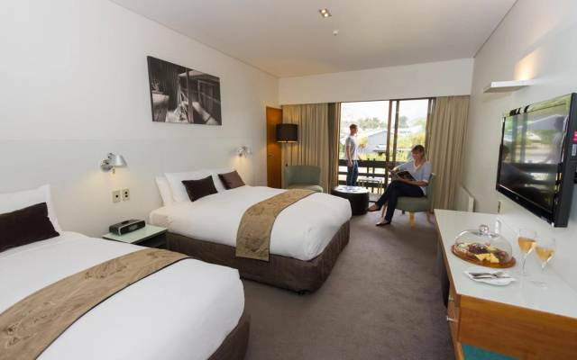 Scenic Hotel Franz Josef Glacier - Image 4