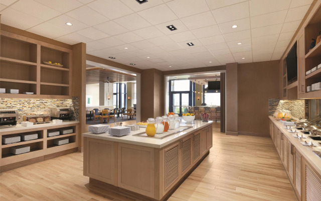 Hyatt House Virginia Beach / Oceanfront