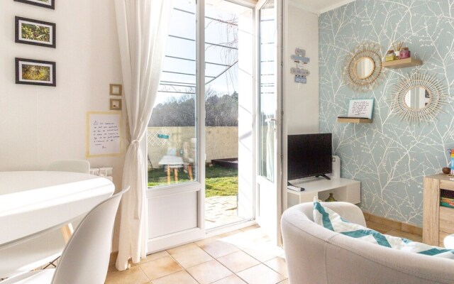 Lush Villa in Gargas with Private Swimming Pool