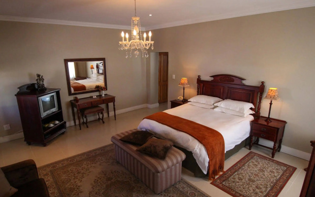 The Victorian 1906 Hotel