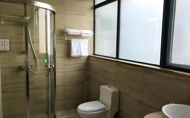 Shell Hotel Shanghai Minhang District Wenjing Road Metro Station