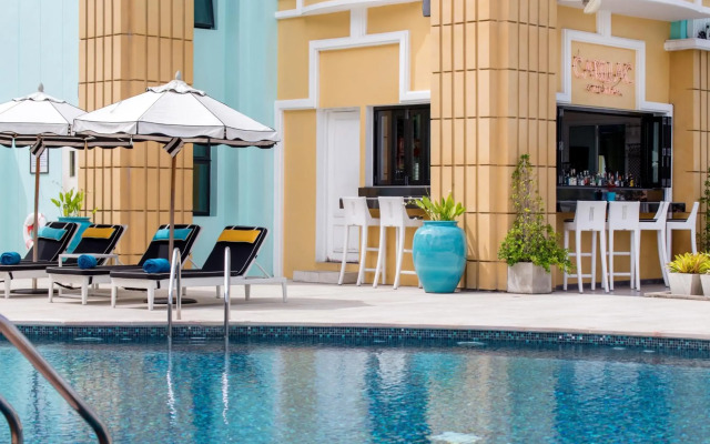 Wave Hotel Pattaya