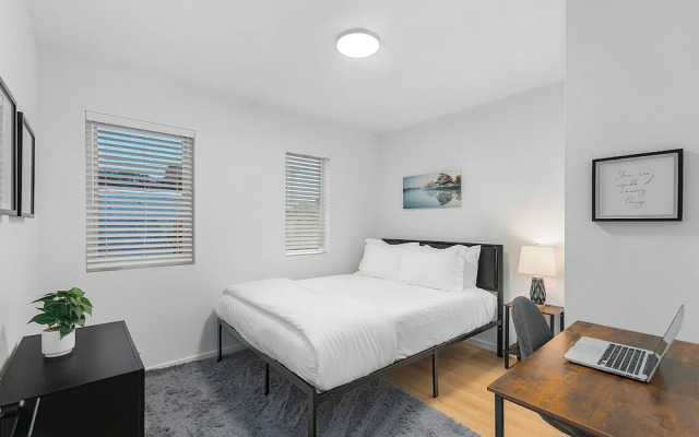 The Cloudbreak Townhome