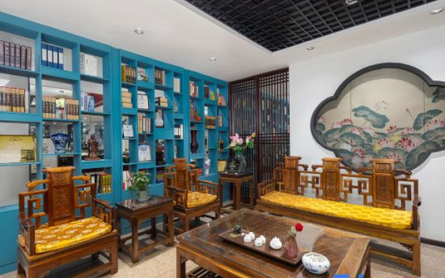 PUSHOW Hotel