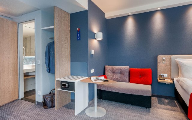 Holiday Inn Express Berlin - Alexanderplatz by IHG
