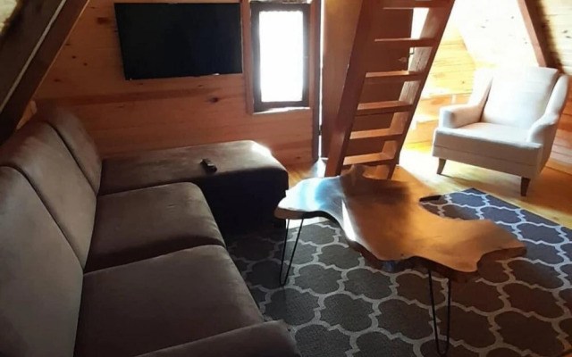 Bungalow With Shared Garden Near Beach in Cinarcik