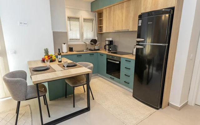 Urban Apartment in Egaleo