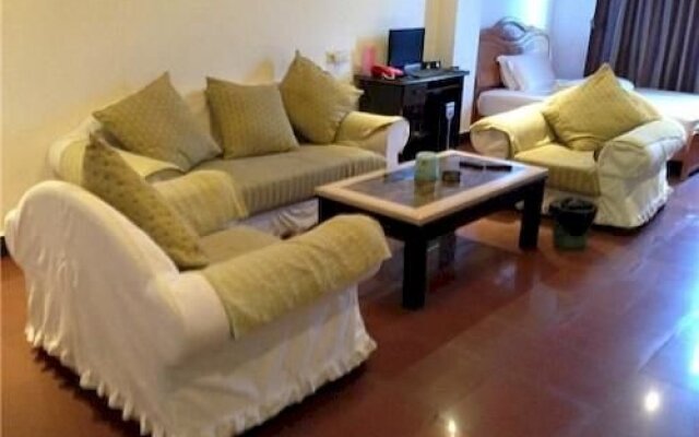 Qingyuan Yingdeqiaofeng Hotel