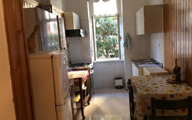 House With one Bedroom in Roma
