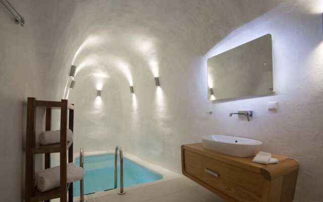 Daydream Luxury Suites