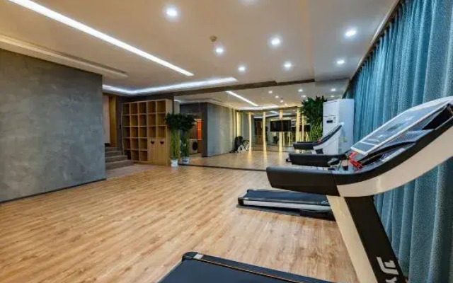 TRUE GO Hotel (Zhengzhou Huayuan Road Grand Emporium)