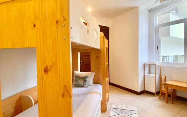 Upscale 2bdr with Jacuzzi - Beach - Fast wifi - Gym