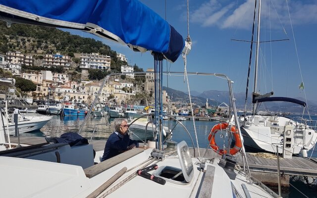 B & Boat Cetara and Travel
