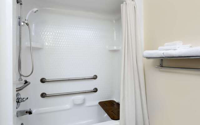 Super 8 by Wyndham Athens