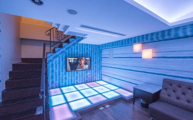 All Fun Business Hotel