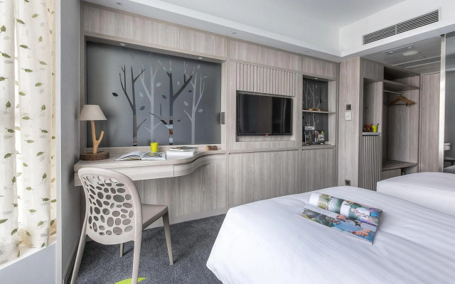 Stanford Hillview Hotel