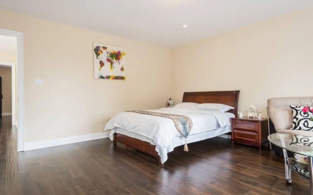 Downtown Comfortable Guest House