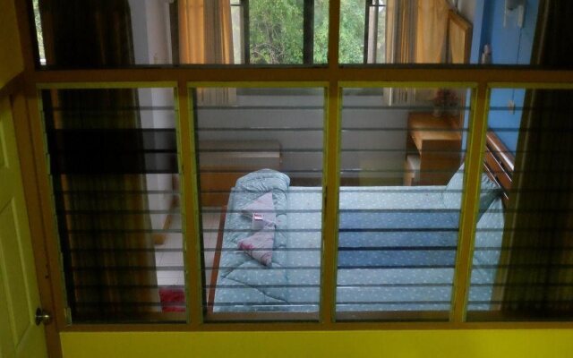 Lucky Guesthouse