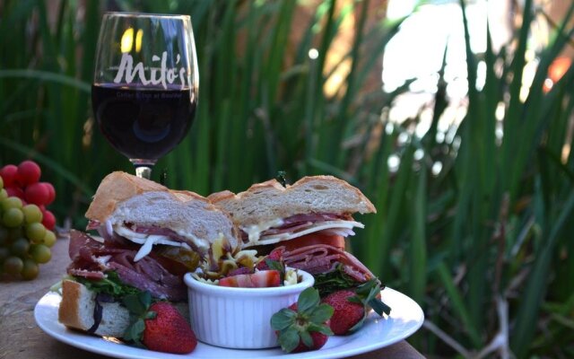 Milos Inn at Boulder