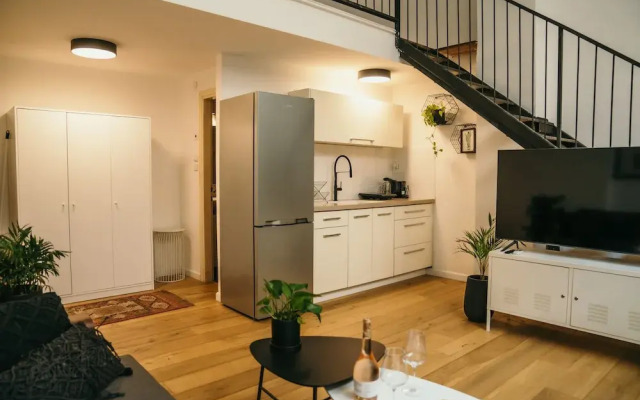 DeBlox living - Alhambra Apartments