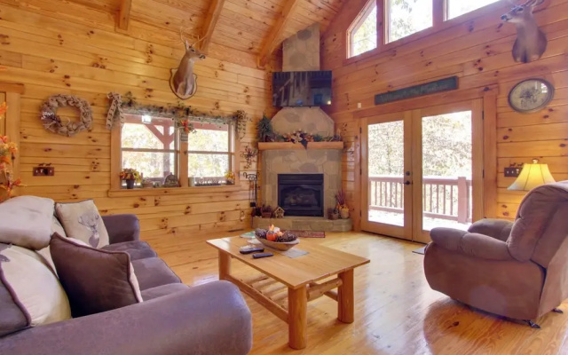 Secluded Smoky Mountain Cabin w/ Wraparound Deck!