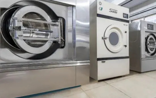 Huantai Hotel(County Government Branch on Central Street)