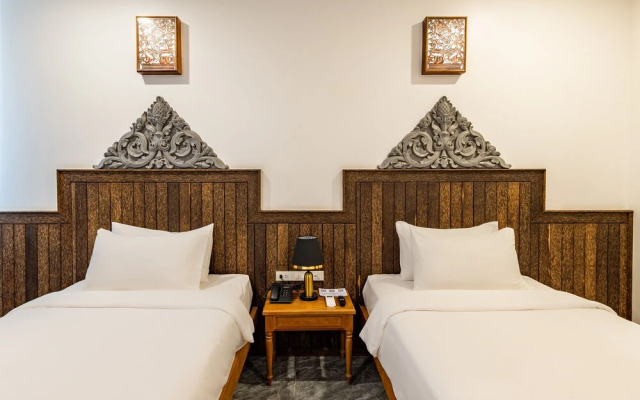 Two Seasons Siem Reap Hotel